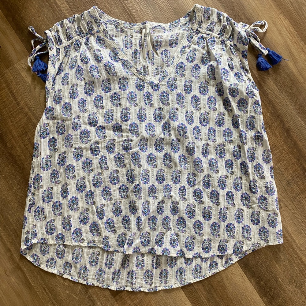 Anthropologie shirt, floral with silver threads, tassels on shoulders, XL
